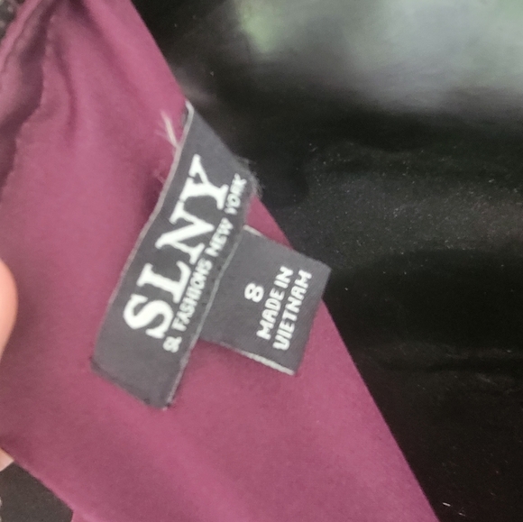 SLNY Fig Burgundy Dress Size 8 Chiffon Woman's Sheath Dressy r27 - Picture 10 of 12
